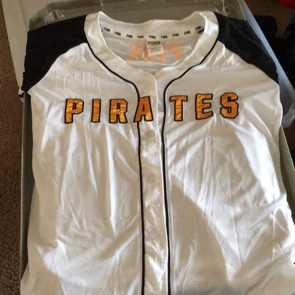 Pirates shirt